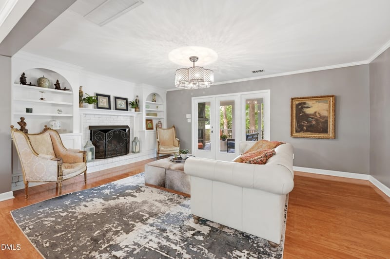 5309 N Hills Dr, Raleigh, NC 27612