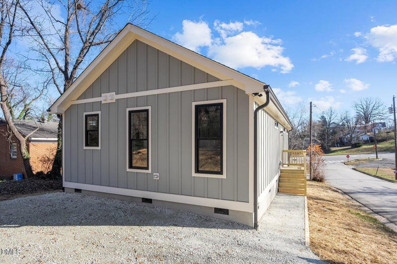 531 Booth St, Roxboro, NC 27573