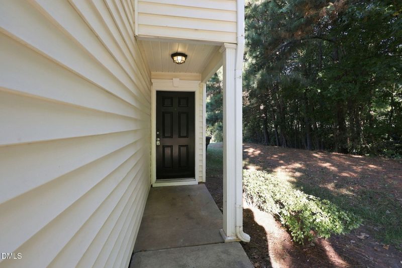 5313 Dilbagh Dr, Durham, NC 27703