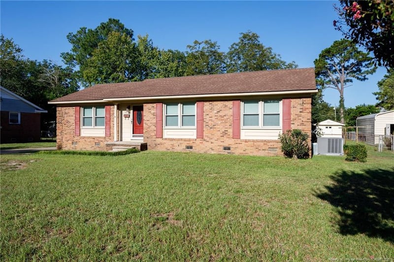 5313 Hampton Rd, Fayetteville, NC 28311