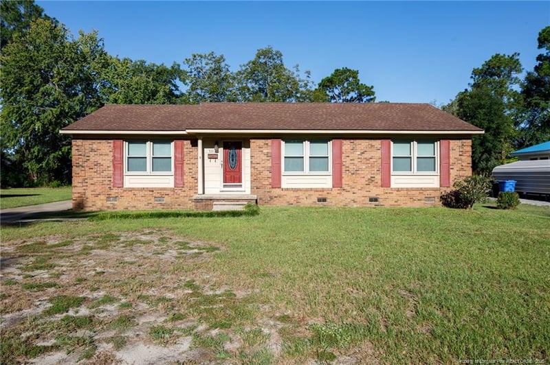 5313 Hampton Rd, Fayetteville, NC 28311