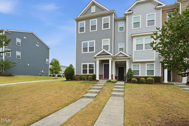 5316 Daydream Dr, Raleigh, NC 27616