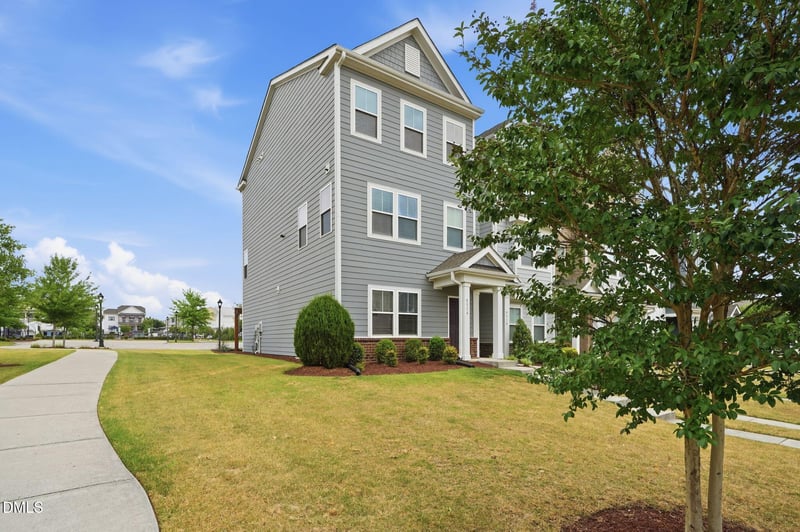 5316 Daydream Dr, Raleigh, NC 27616