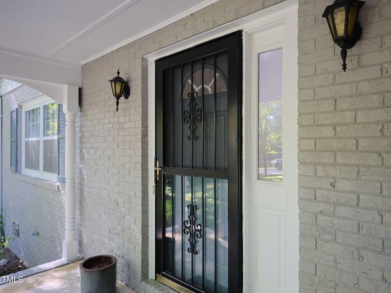 5317 Cypress Ln, Raleigh, NC 27609