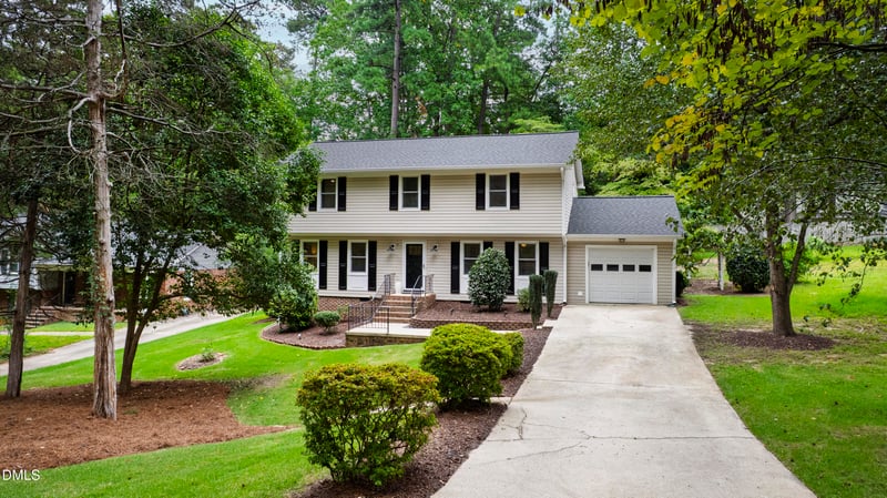 5320 Cherrycrest Ct, Raleigh, NC 27609