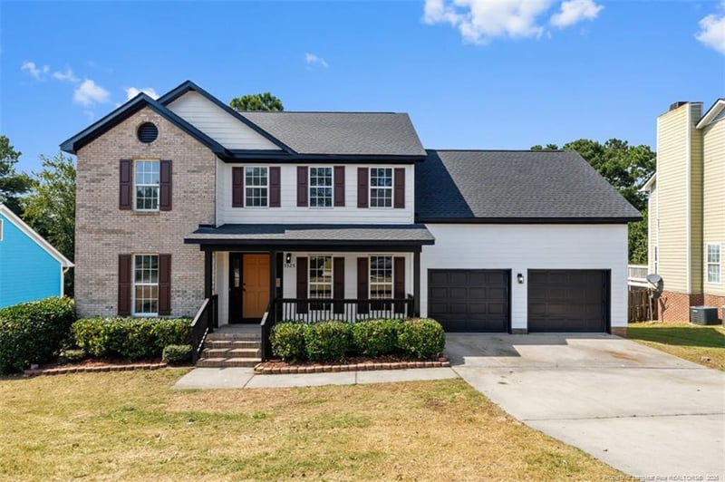 5325 Miranda Dr, Hope Mills, NC 28348