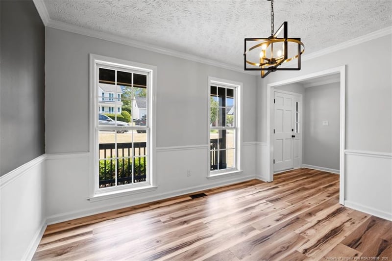5325 Miranda Dr, Hope Mills, NC 28348