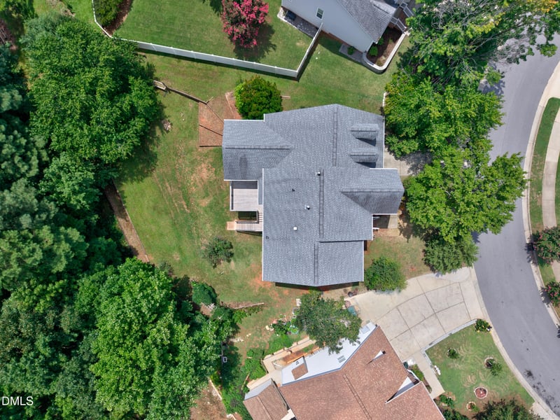 533 Carriage Woods Cir, Cary, NC 27513