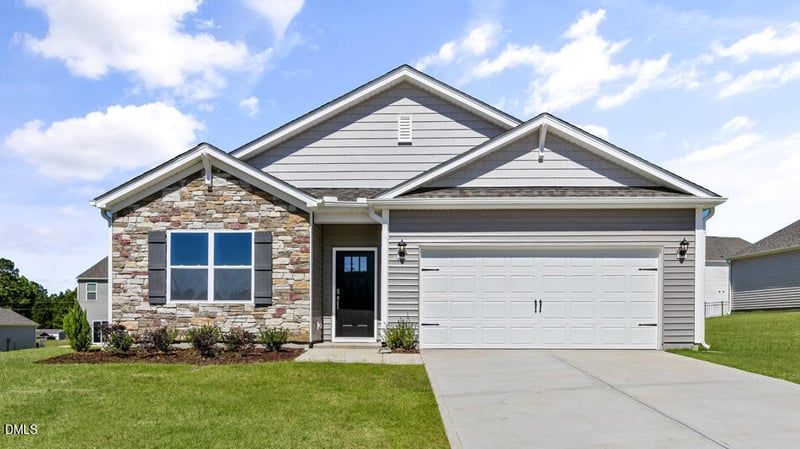 533 Swift Creek Farm Ln, Clayton, NC 27520
