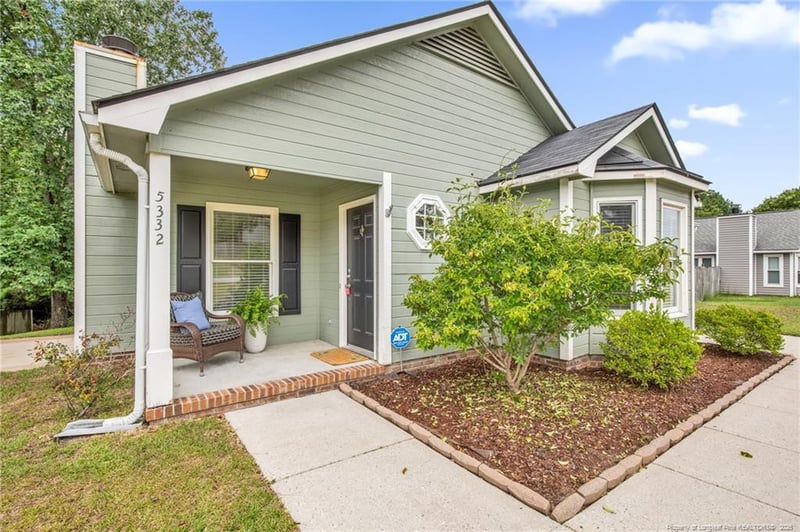 5332 Blanchette St, Hope Mills, NC 28348