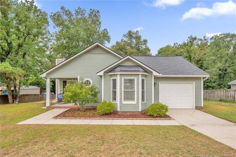5332 Blanchette St, Hope Mills, NC 28348