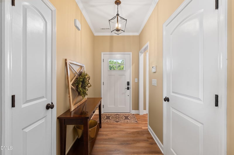 534 Wood Valley Dr, Four Oaks, NC 27524