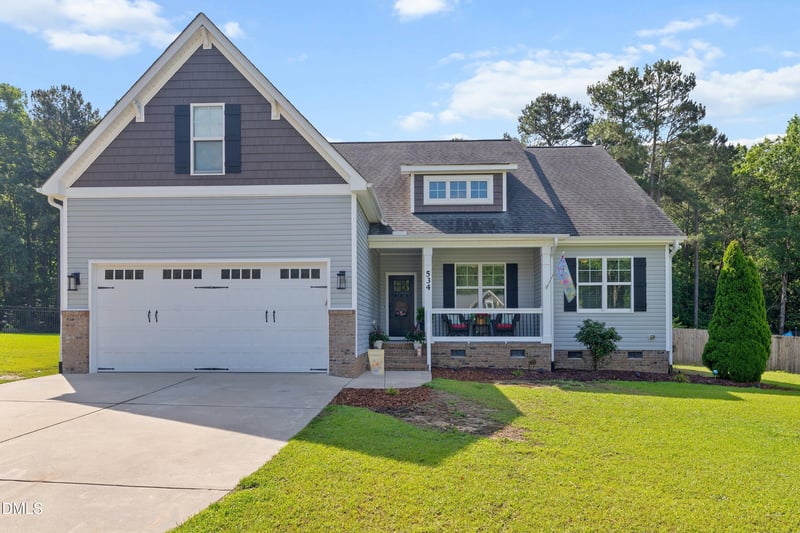 534 Wood Valley Dr, Four Oaks, NC 27524