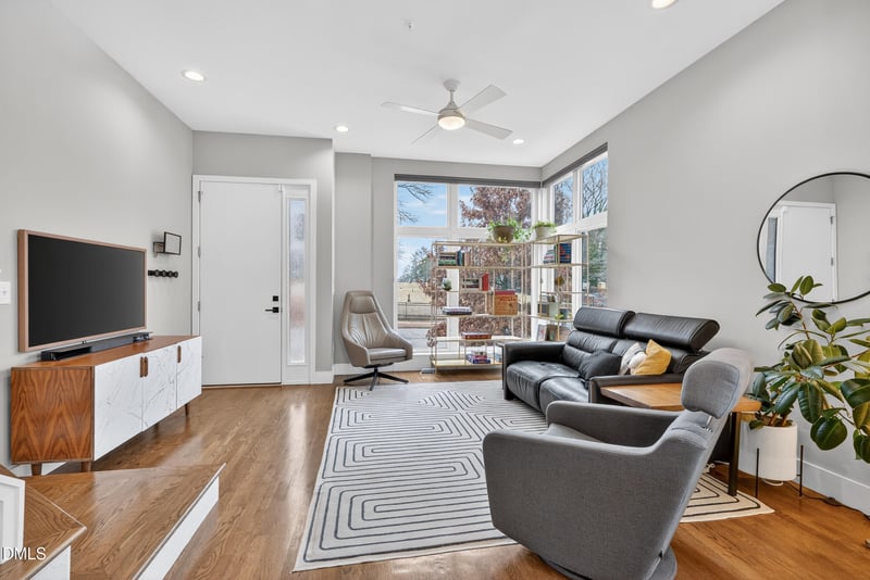 537 New Bern Ave #101, Raleigh, NC 27601
