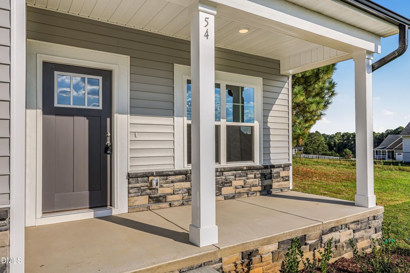 54 N Rabbit Run Dr, Smithfield, NC 27577