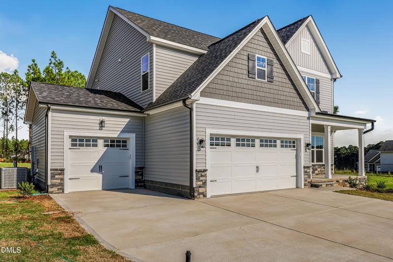 54 N Rabbit Run Dr, Smithfield, NC 27577