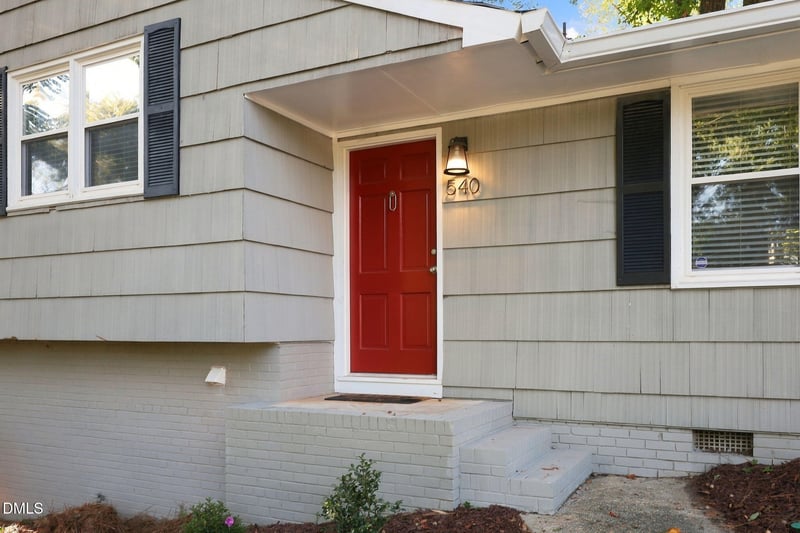 540 Barksdale Dr, Raleigh, NC 27604