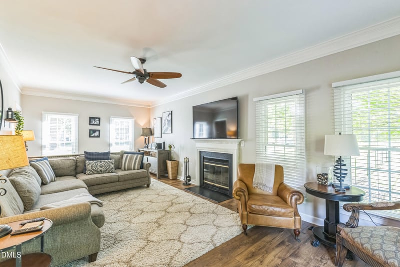 540 W Juniper Ave, Wake Forest, NC 27587
