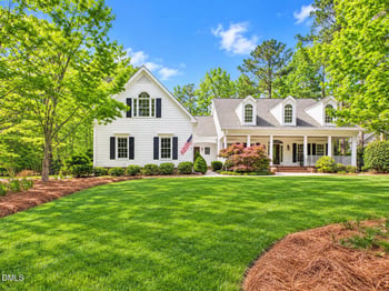 5404 Turtlehead Ct, Holly Springs, NC 27540