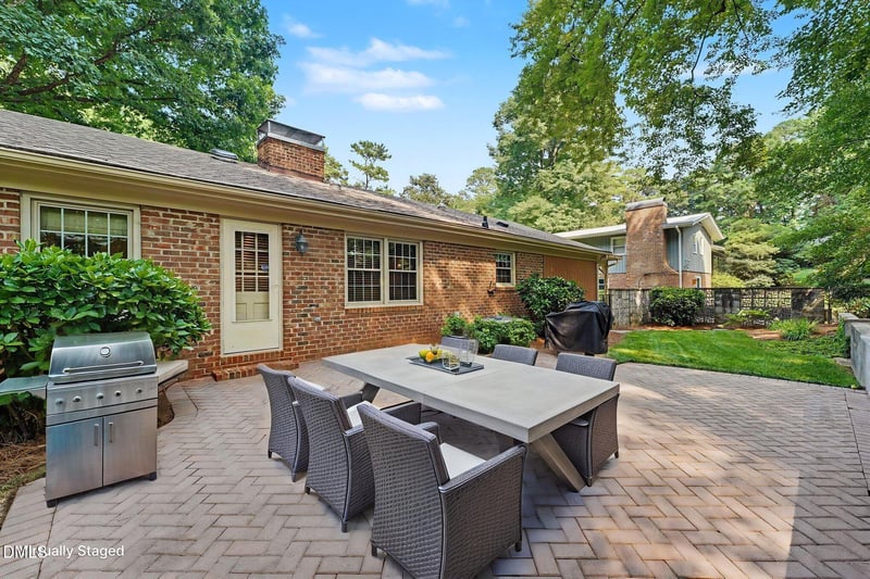 5405 Parkwood Dr, Raleigh, NC 27612