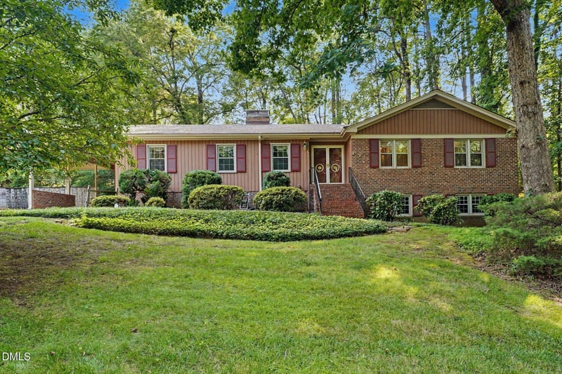 5405 Parkwood Dr, Raleigh, NC 27612