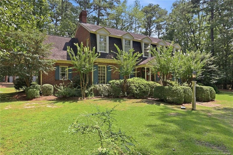 5406 Woodview Dr, Fayetteville, NC 28314