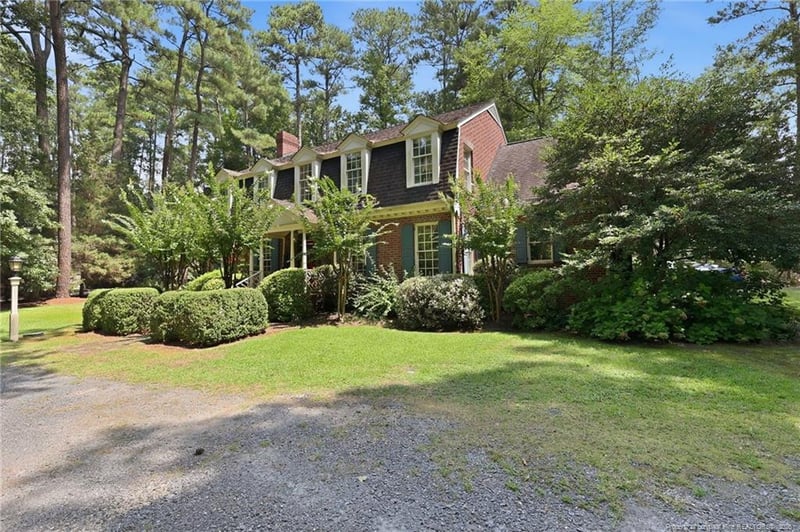 5406 Woodview Dr, Fayetteville, NC 28314