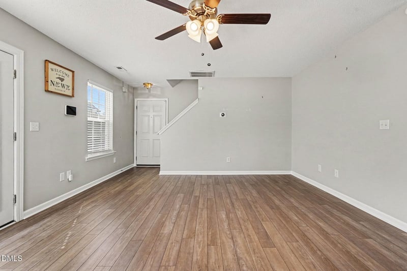 5408 Roan Mountain Pl, Raleigh, NC 27613