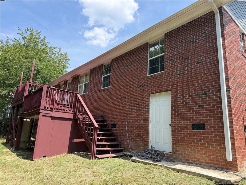 5409 Miranda Dr, Hope Mills, NC 28348