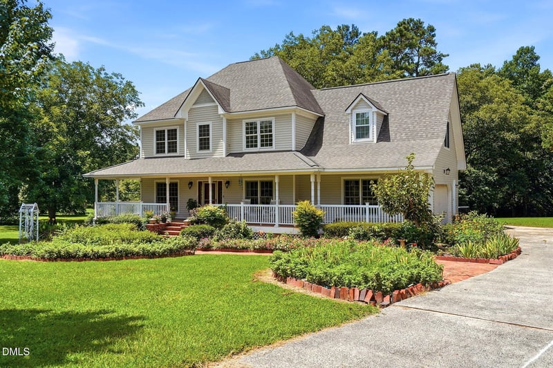 5412 Westminster Ln, Fuquay Varina, NC 27526