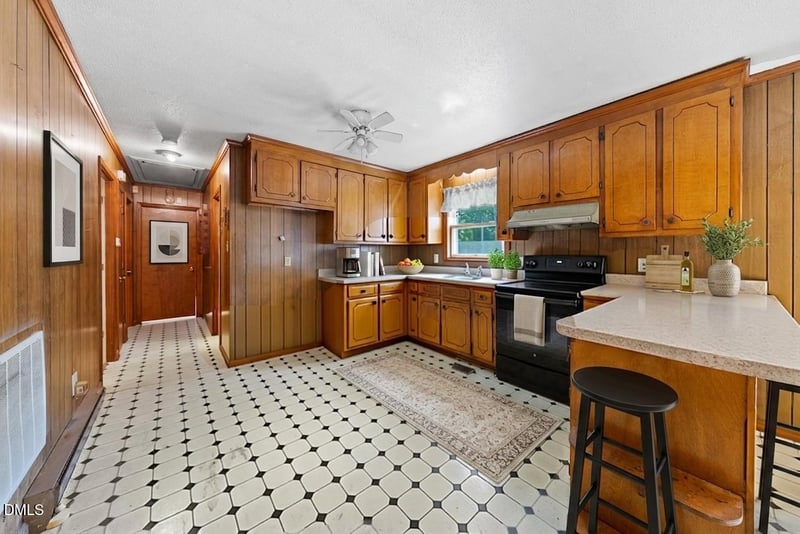 5414 Burton Chapel Rd, Mebane, NC 27302