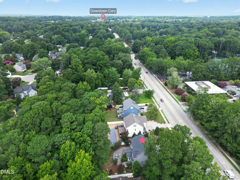 542 Walnut St, Cary, NC 27511