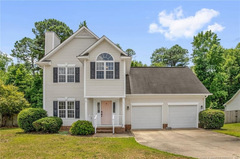 5421 Biscoe St, Hope Mills, NC 28348