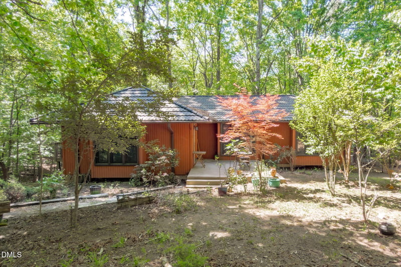 5421 Hideaway Dr, Chapel Hill, NC 27516