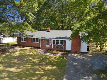 544 N Dunn St, Angier, NC 27501