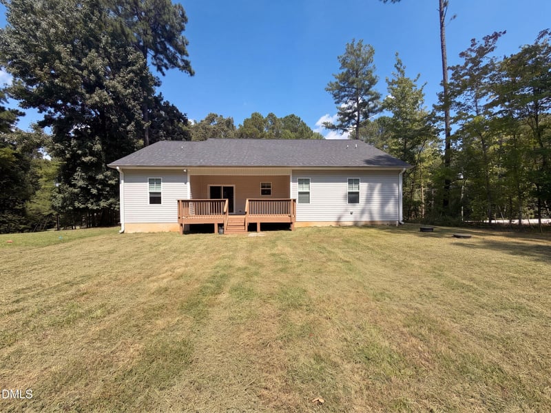 544 Shawnee Dr, Louisburg, NC 27549