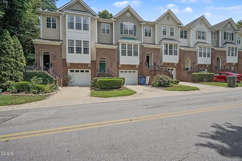 5453 Crescentview Pw, Raleigh, NC 27606