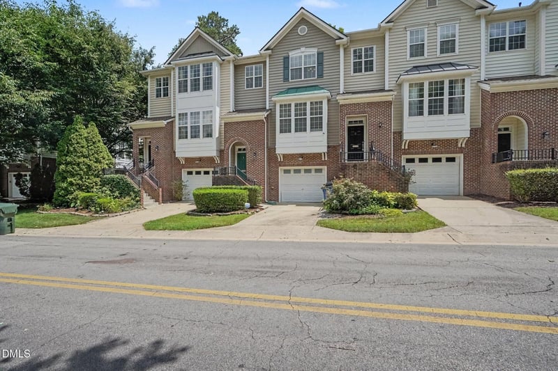 5453 Crescentview Pw, Raleigh, NC 27606