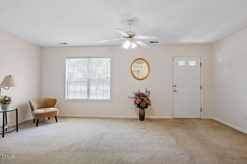5503 Fieldcross Ct, Raleigh, NC 27610