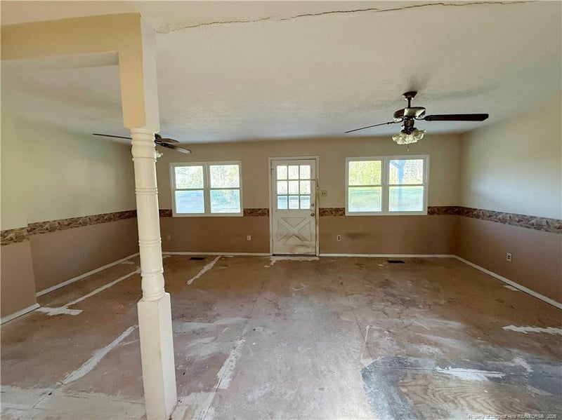 5503 River Rd, Hope Mills, NC 28348