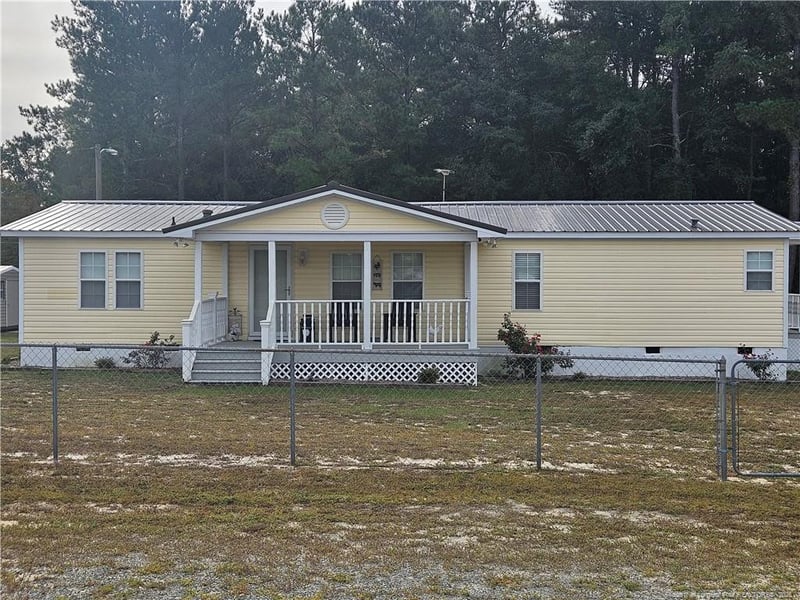 5505 Franklin St, Hope Mills, NC 28348
