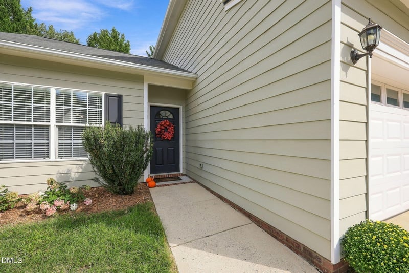 5509 Grand Mesa Dr, Durham, NC 27713