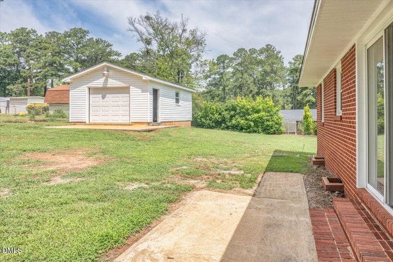 5510 Old Stage Rd, Raleigh, NC 27603