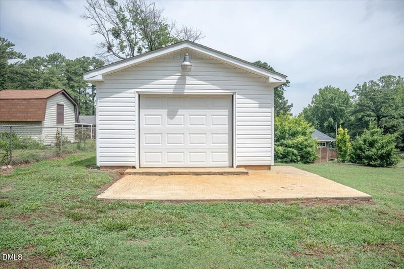 5510 Old Stage Rd, Raleigh, NC 27603