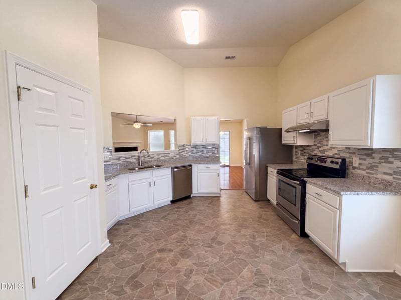 5512 Spindlewood Ct, Durham, NC 27703