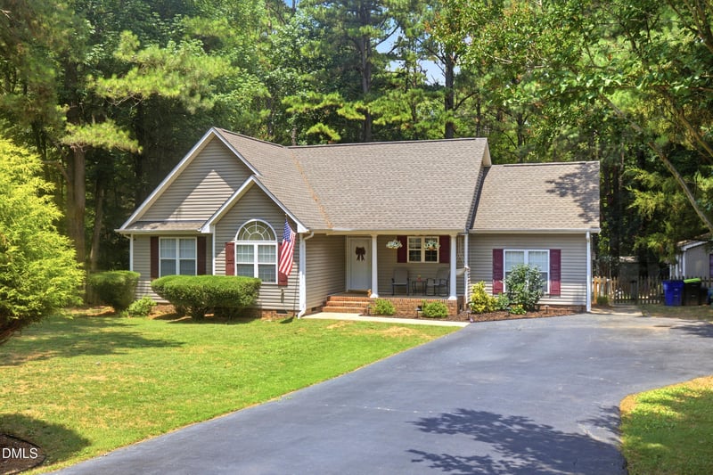 5515 Pine Meadow Ln, Mebane, NC 27302