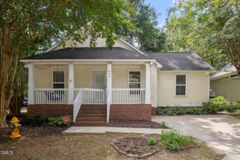 552 Moseley Ln, Raleigh, NC 27601