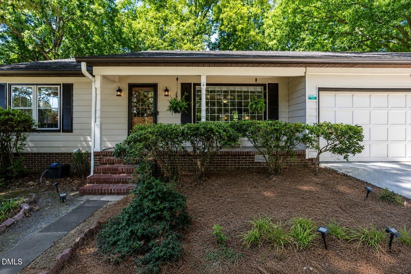5520 Newberry Dr, Raleigh, NC 27609