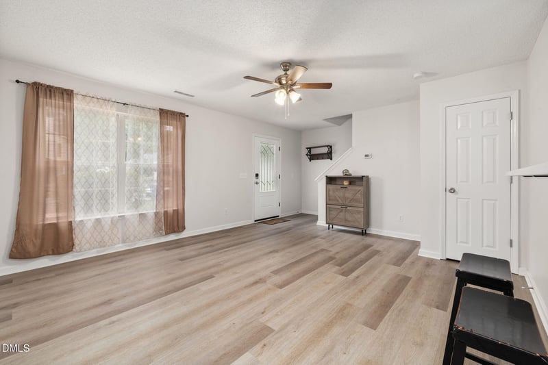 5522 Marthonna Way, Raleigh, NC 27616