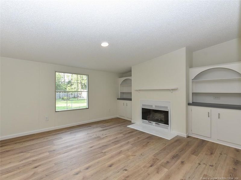 5524 Gilcrest Sands Dr, Hope Mills, NC 28348